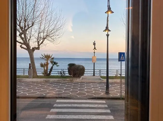 Una Finestra Sul Mare